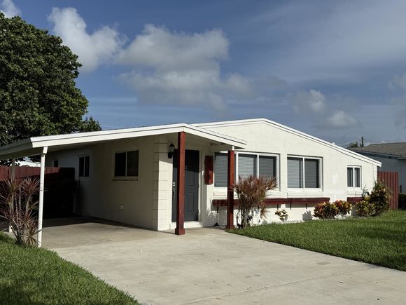 418 SW 14th Street Delray Beach, FL House Active - Photo 1 of 12. Opens carousel modal