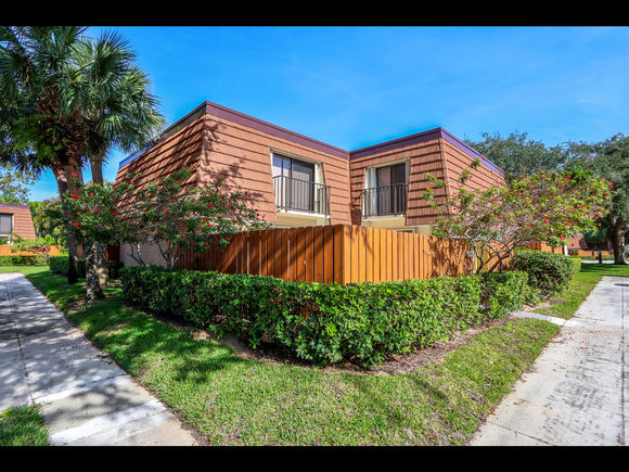 2734 27th Court Jupiter, FL Townhouse Active - Photo 1 of 18. Opens carousel modal