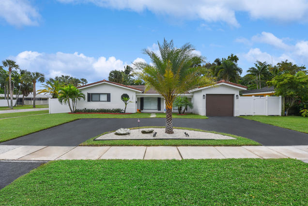 700 SW 4th Street