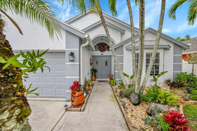 107 Saddle Trail