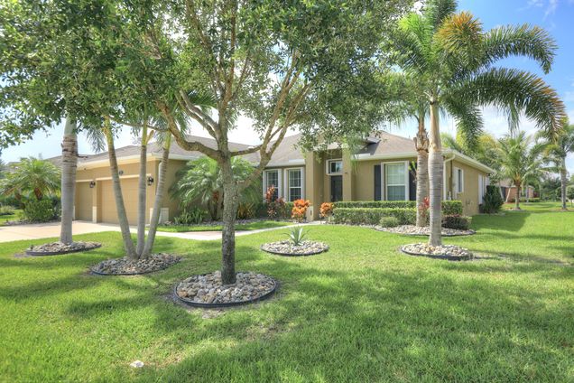 337 Sebastian Crossings Boulevard