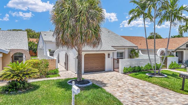 870 NW 21st Way