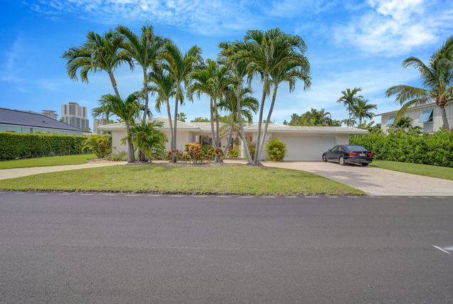 1211 Bimini Lane
