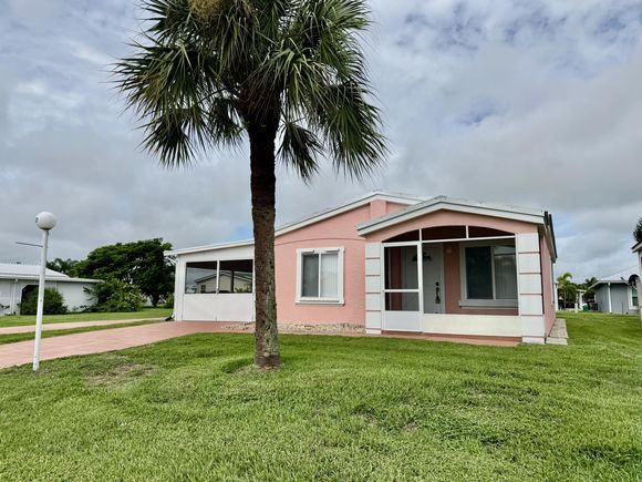 4331 SW 11th Way Okeechobee, FL House Active - Photo 1 of 38. Opens carousel modal