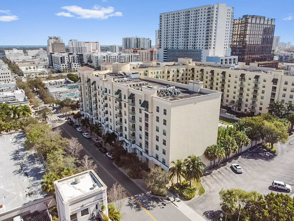 610 Clematis Street Unit 638
