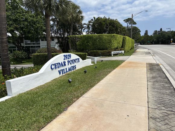 2929 SE Ocean Boulevard Unit J10