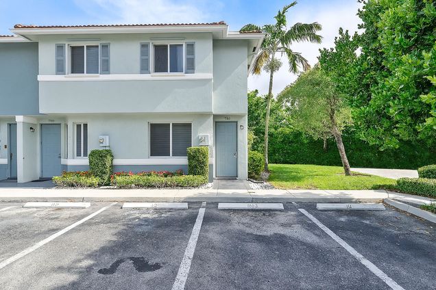 1955 Hibiscus Lane
