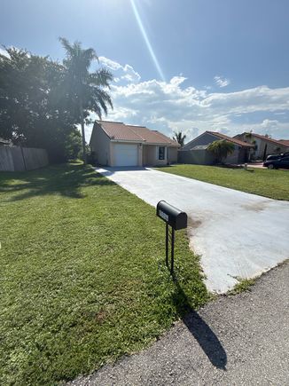 9689 63rd Trail S Boynton Beach, FL House Active - Photo 1 of 21. Opens carousel modal