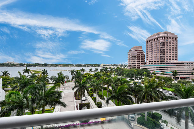 529 S Flagler Drive Unit Th5f