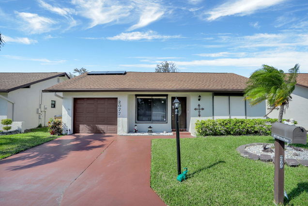 2077 SW 15th Place