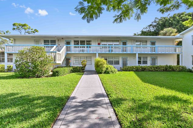 198 Westbury K Unit 198 Deerfield Beach, FL Condo Active - Photo 1 of 48. Opens carousel modal