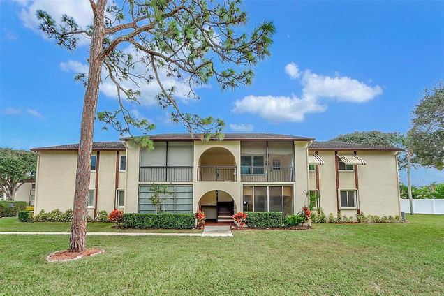3625 La Aires Court Unit B-1