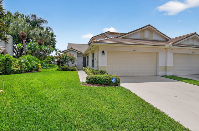 10916 Stafford Circle S Boynton Beach, FL Townhouse Coming Soon - Photo 1 of 50. Opens carousel modal