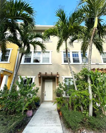 883 Millbrae Court Unit 2