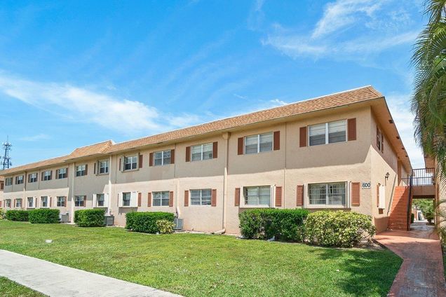 600 SW 2nd 2390 Avenue Unit 2390 Boca Raton, FL Condo Active - Photo 1 of 18. Opens carousel modal