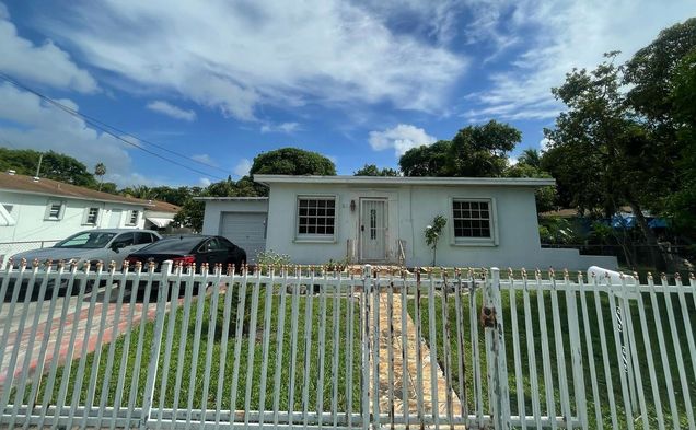 525 NE 126th Street North Miami, FL House Active - Photo 1 of 23. Opens carousel modal