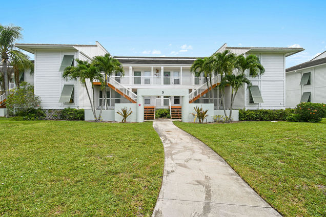 271 Cypress Point Drive Unit 271