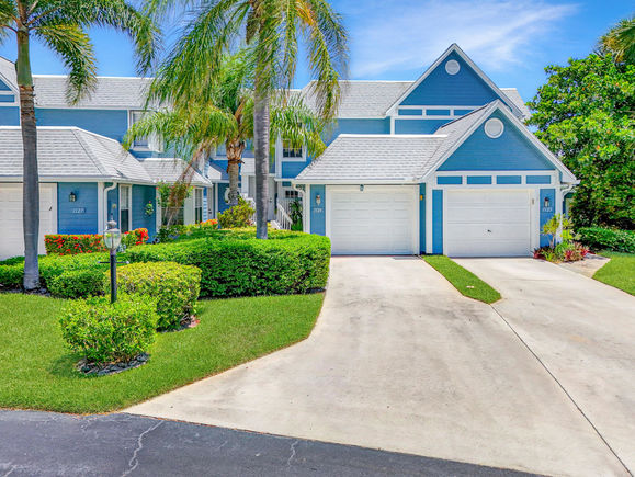 1126 Ocean Dunes Circle