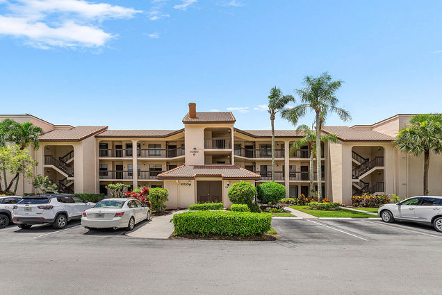 10110 Cedar Point Boulevard Unit 203
