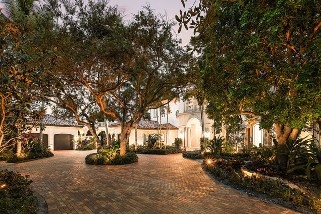2002 NW 4th Avenue Delray Beach, FL House Active - Photo 1 of 119. Opens carousel modal