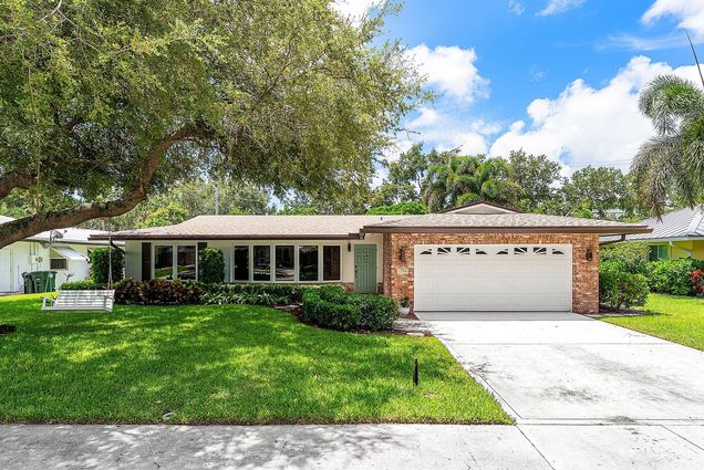 1390 NW 4th Street