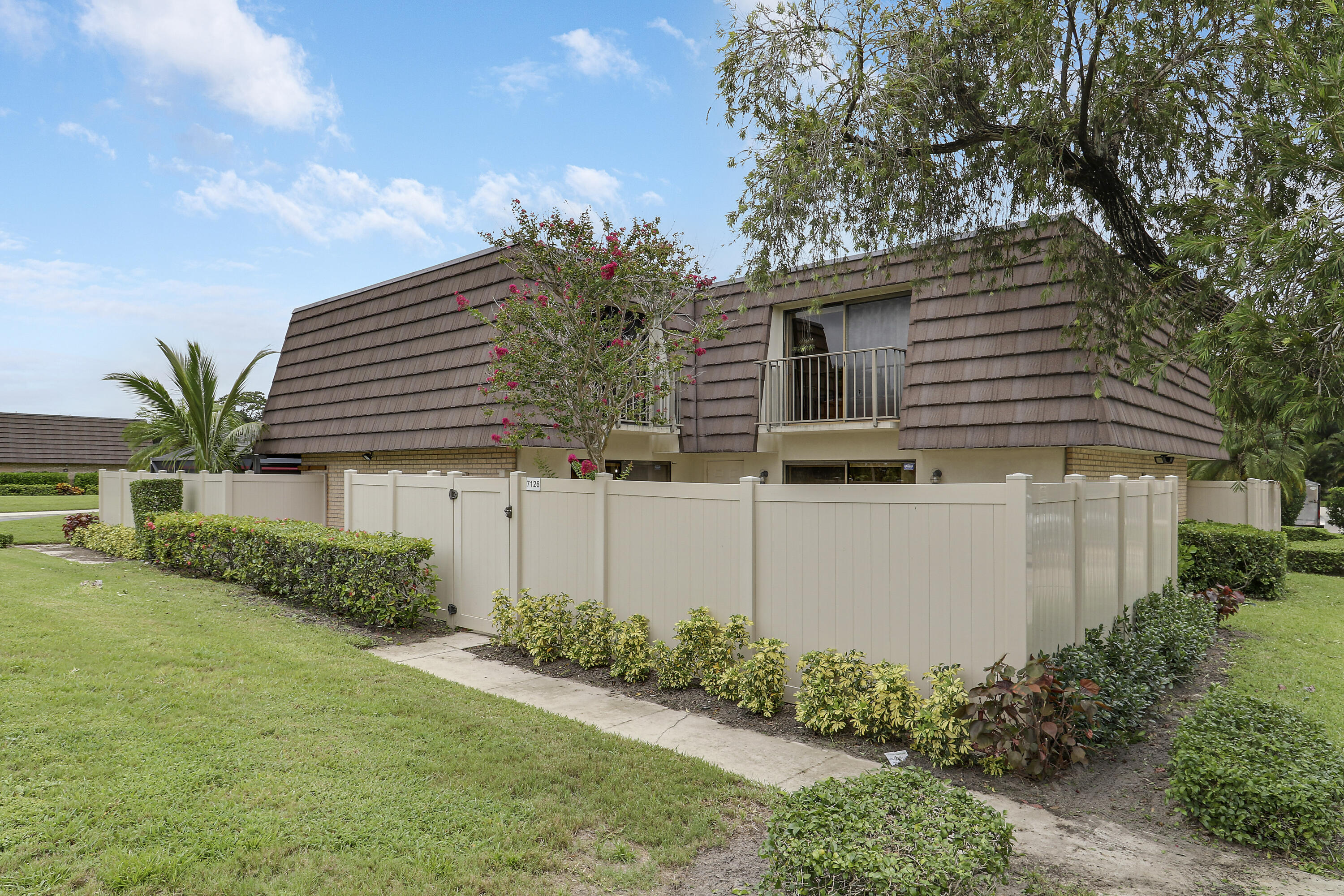 7126 71st Way West Palm Beach - 35 RX 11109974 0 1753309983