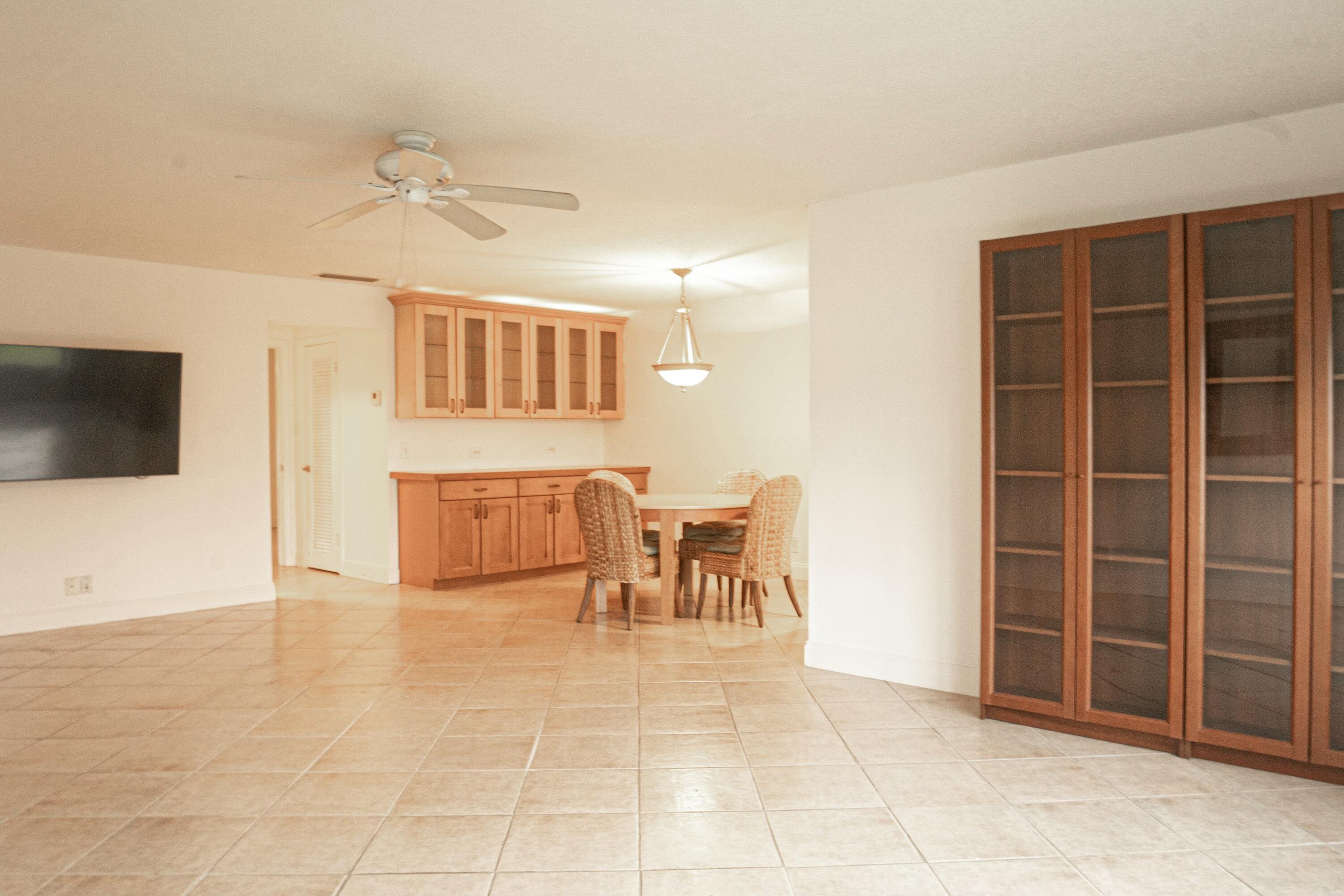 250 High Point Ct B Boynton Beach - 35 RX 11110467 1 1753470819