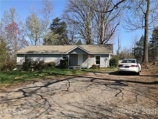 4576 Charlotte Highway