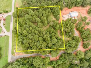 2.76ac Hicks Creek Road