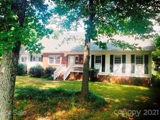 2000 Oakdale Road