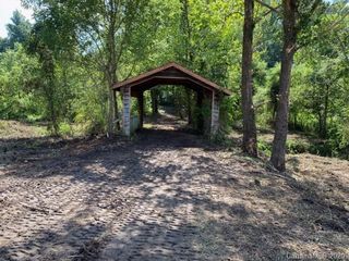 8.58 Acres Crump Road