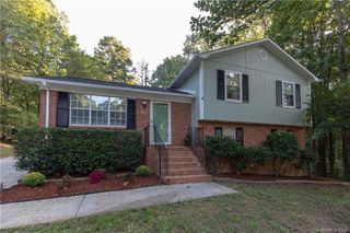 922 Oakridge Drive