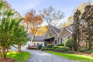 1218 Farm Creek Road