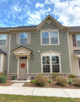 3015 Potomac River Parkway