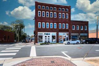 200 N Main Avenue