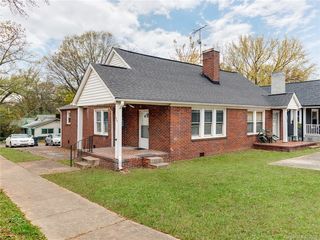 2401 Lydia Avenue