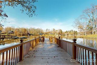 710 Lake Drive 9 Drive