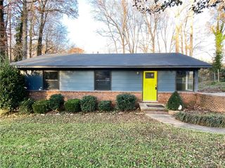 4025 Uppergate Lane