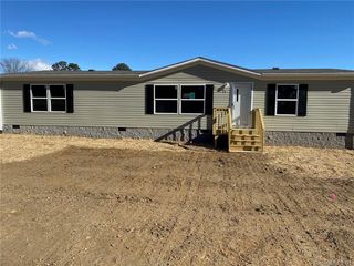 33 Mossy Brook Trail
