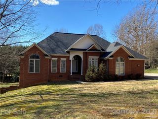 207 Hollow Road