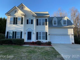 901 Cadogan Court