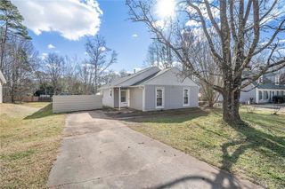 6400 Blue Jay Lane