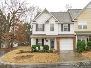1405 Valann Farm Court