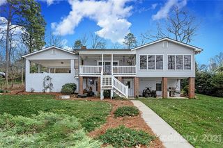 1121 Berry Hill Drive