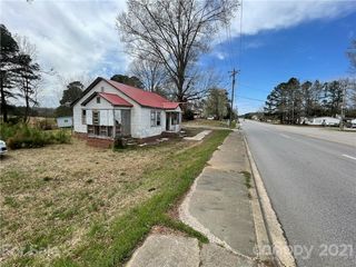 1632 Flat Creek Road