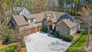 7493 Cottonwood Drive