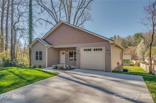2133 Arlington Place