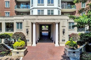300 W 5th Street Unit 306