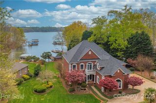 8112 Tadlock Trail