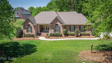 2041 Fairways Drive